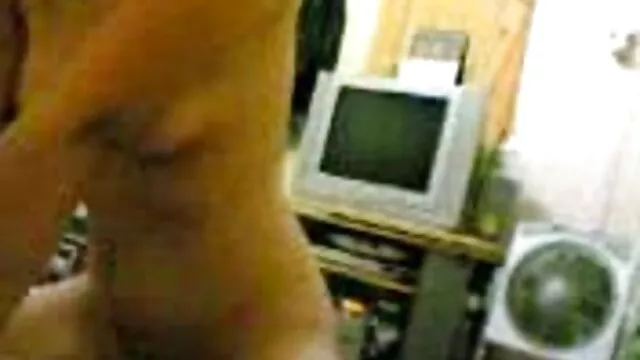 独身パーティーでストリッパーセックス。 エロ 動画 女子 専用
