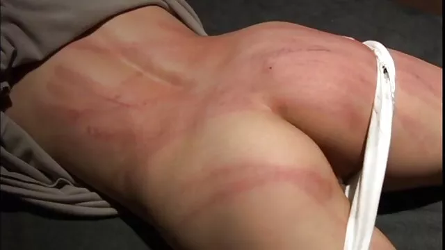 女性シンジェリーやファンデーションを与えblowjobに男 女性 専用 エロ 動画 無料