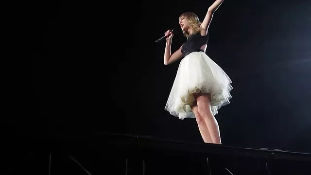あなたはお尻にディルドを打つ。 女子 専用 エロ 動画
