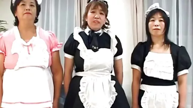 リビングルームと新鮮な空気の中でお互いを舐めているレズビアン 女性 専用 エロ 無料 動画