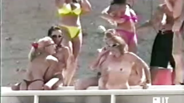 口の中で手足の後に癌とのセックス。 アダルト 動画 女性 専用