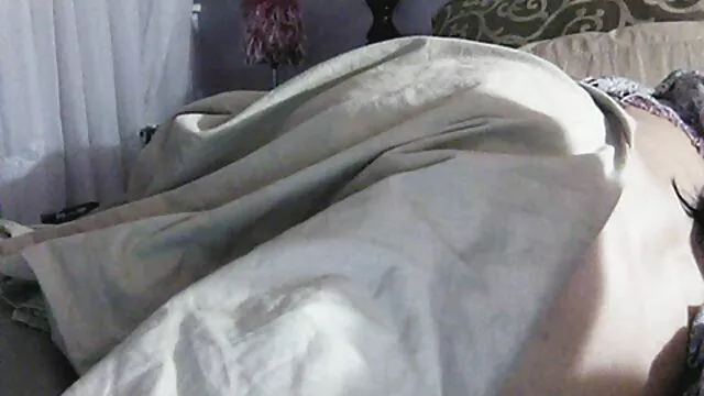 学生は同級生を吸って彼女をクソ回転させる。 女の子 専用 アダルト 動画